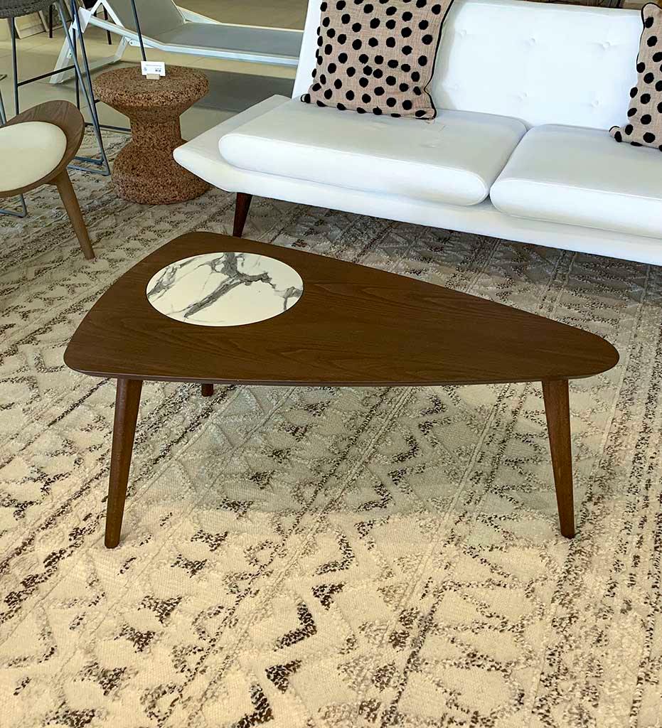 Almeco, Cebada Cocktail Table